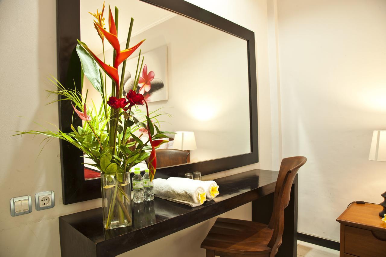 Jepun Bali Hotel Кута Екстер'єр фото