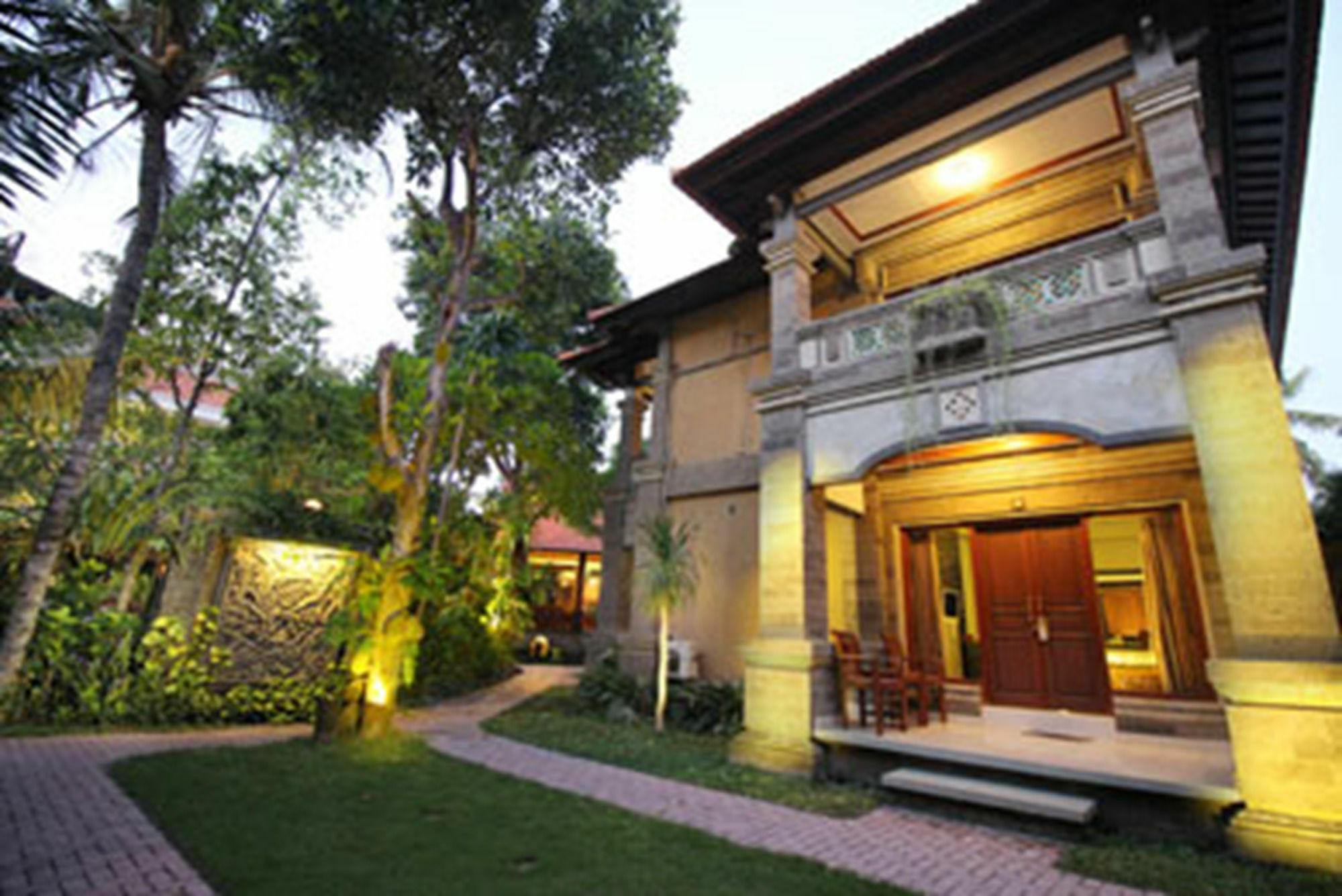 Jepun Bali Hotel Кута Екстер'єр фото